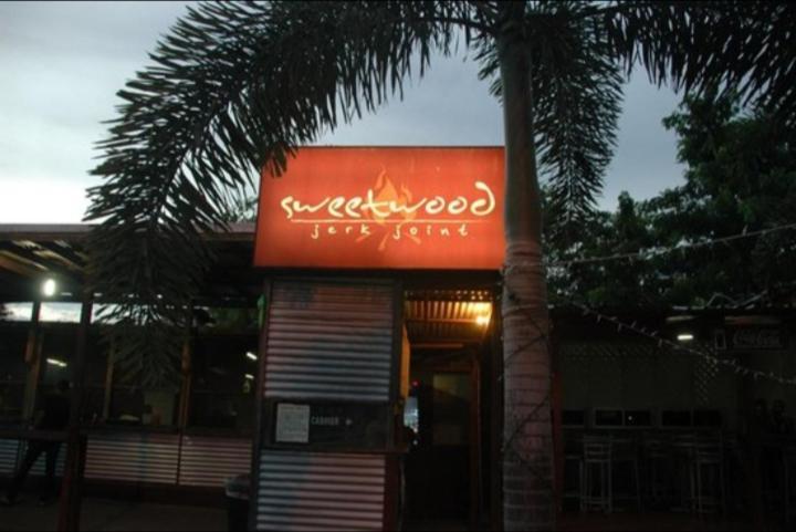 The Mango * Kingston